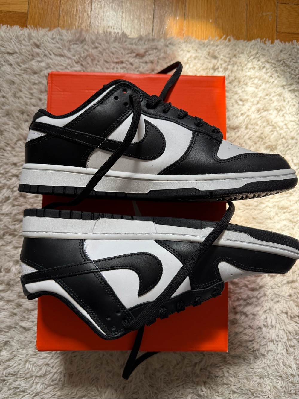 Nike Dunk Low Panda Black White Sneakers Clean Classic Size 10 Wide fit